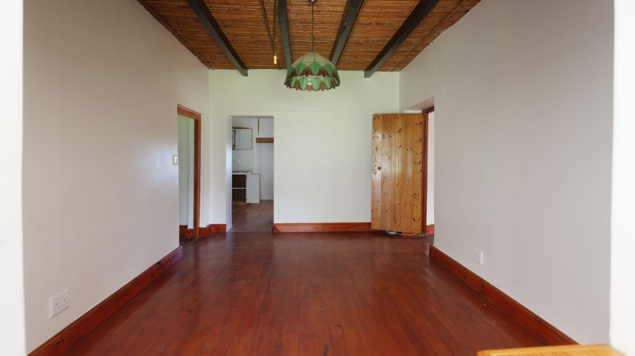 To Let 4 Bedroom Property for Rent in Struisbaai Western Cape